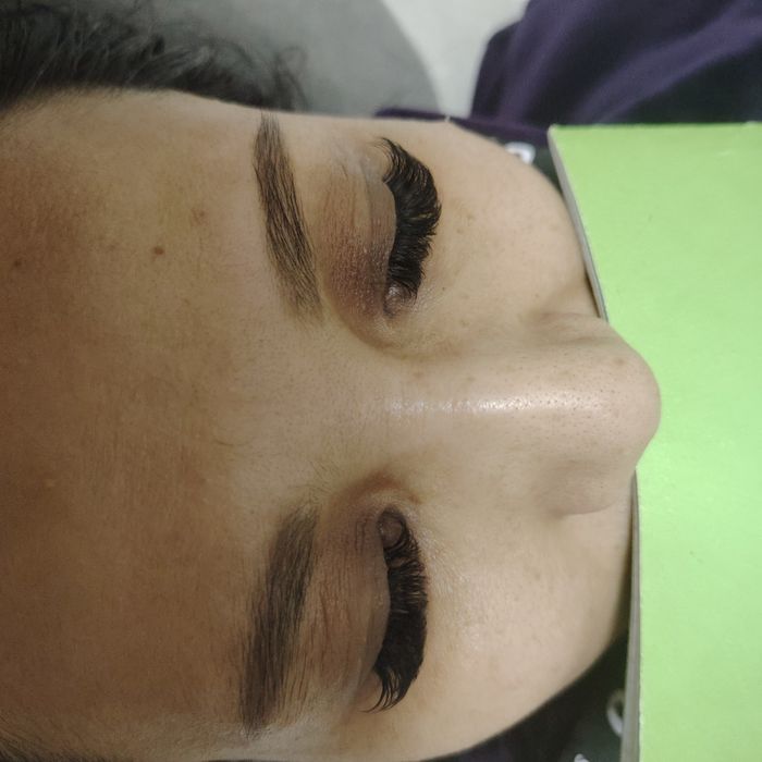 Нарашивание ресниц