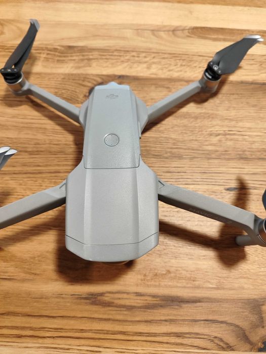 Дрон Dji Mavic Air 2