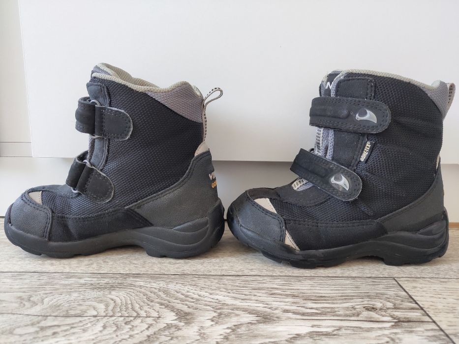 Сапоги Дутики, 22,24,27,28 р-ра.