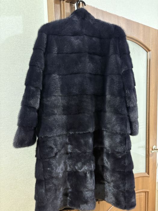 Продам норковую шубу