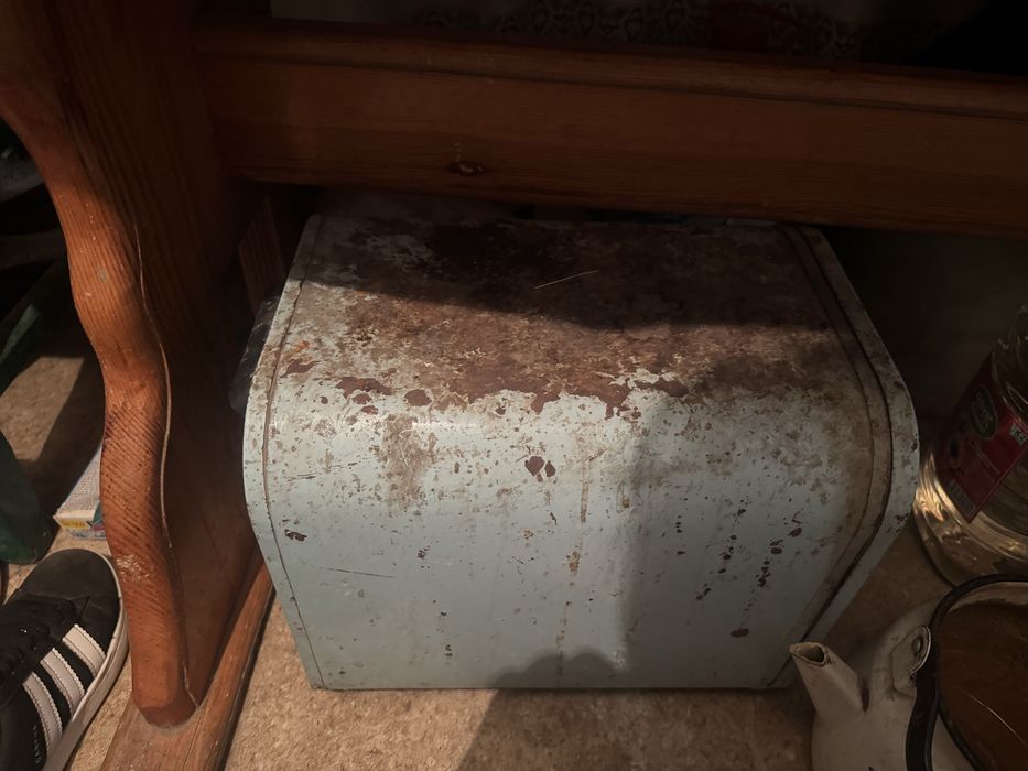 Духовка хлеба продается