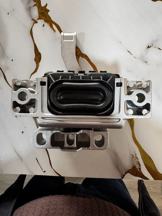 Шкода кадияк Хадовой Запчасть есть