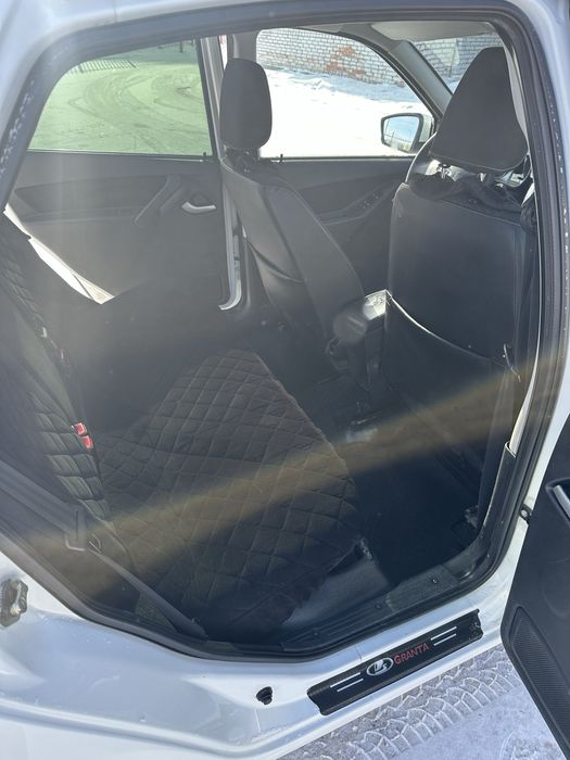 Продам гранту  2015 года