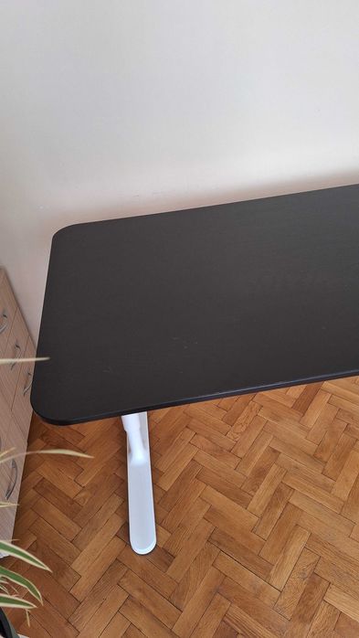 Бюро за домашен офис от ИКЕА