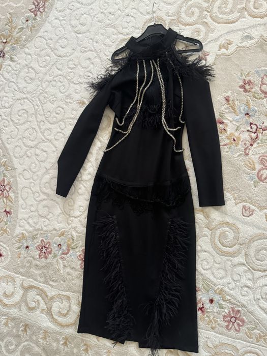 Продается 3 платья всего за 15000