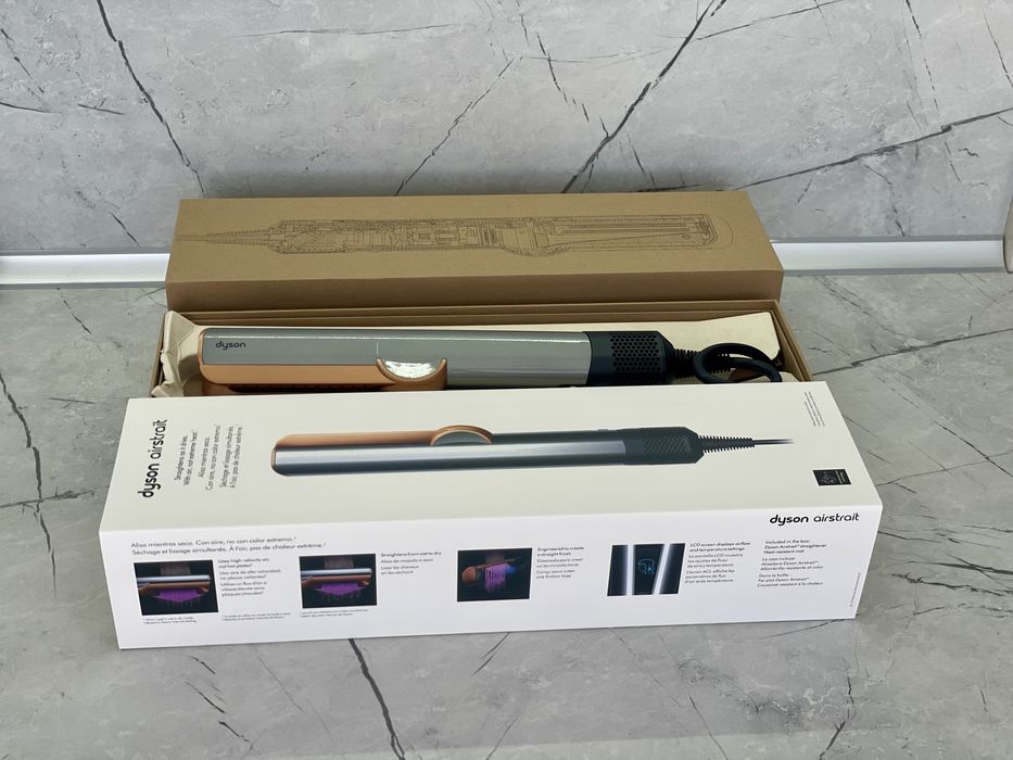 Dyson Airstrait HT01 (НОВА)