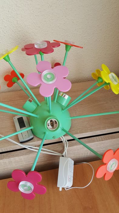 Lustră cu telecomandă