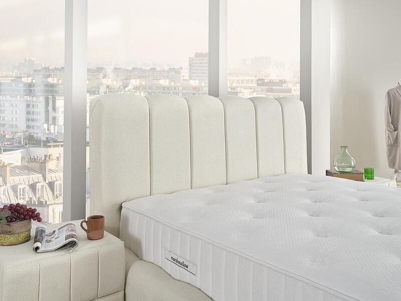 Тапицирано легло Marshmallow Бял крем