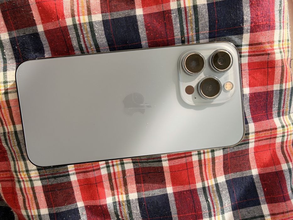Продаю iphone 13pro
