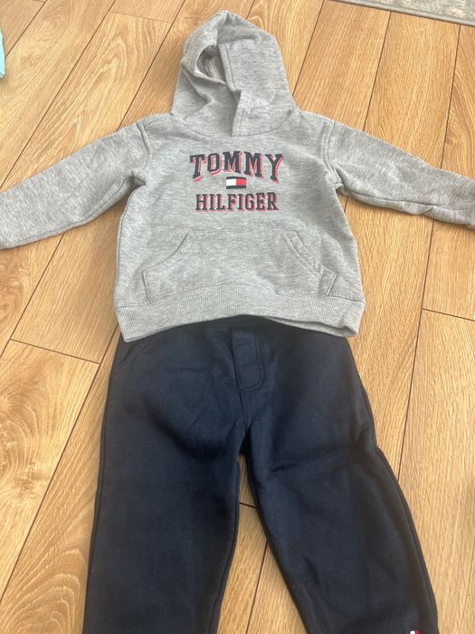 Ватиран екип Tommy Hilfiger