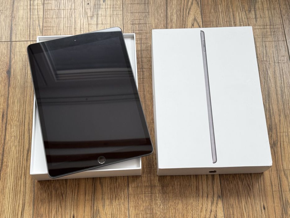 Нов! iPad 8th gen 10.2" Гаранция