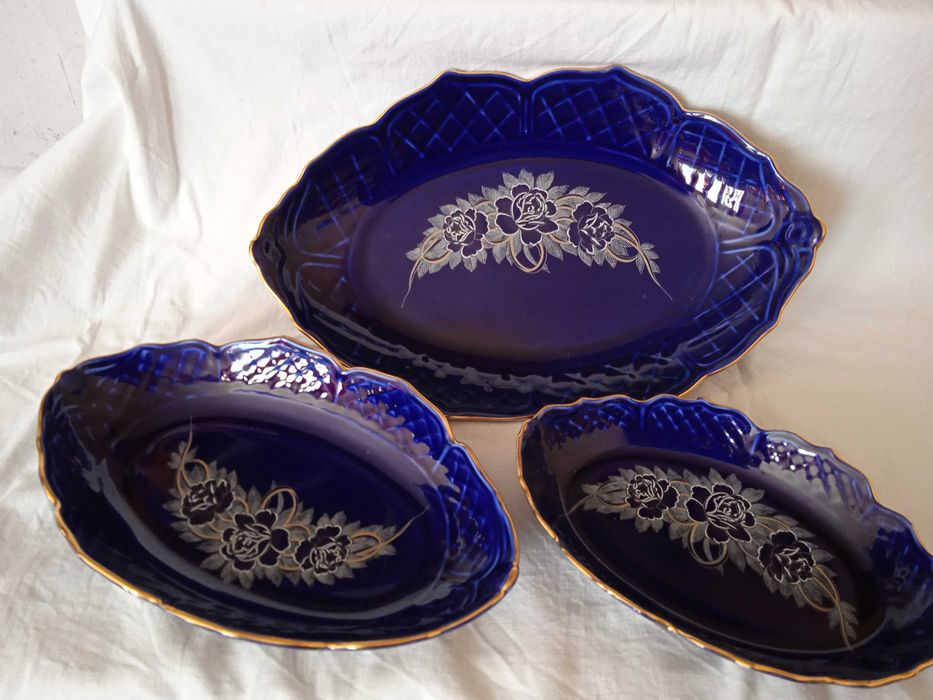 Порцеланови чинии с позлата