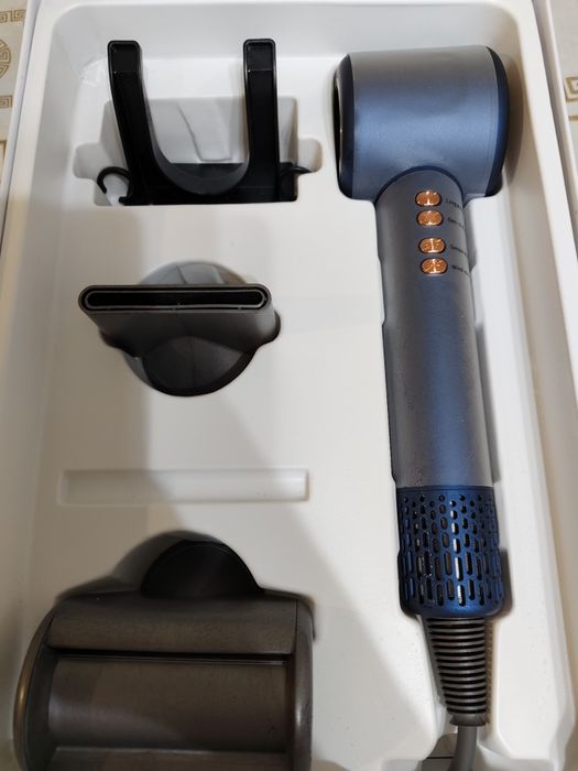 V.FRIENDS . Продается фен новый