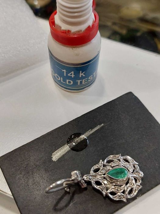 Стари дамски златни обеци с изумруд и диаманти;злато, златен ,златна