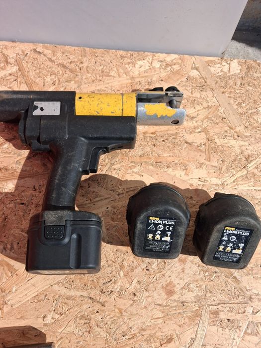 Presa sertizat  pex,pexal Hilti/ Rems