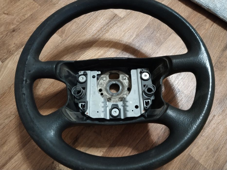 Продам руль Фольксваген Пассат Б5