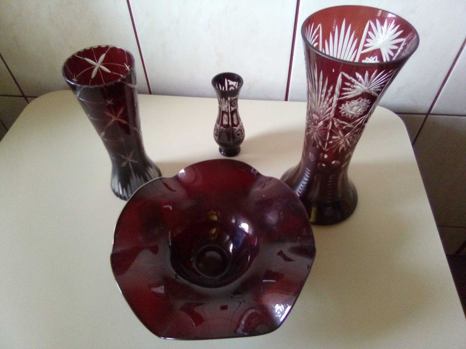 Vand set vaze cristal rosu