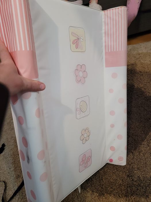 Masa de schimbat nou născuți