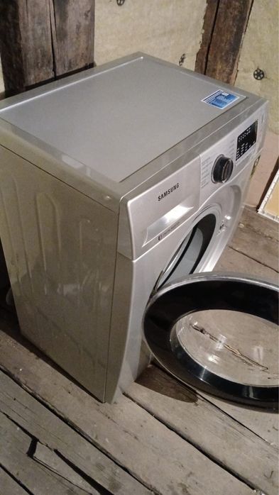 Продам стиральную машину автомат