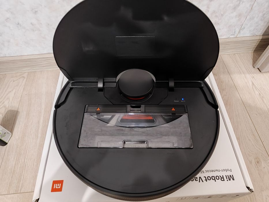Mi Robot Vacuum-Mop 2 Ultra  ПЕРФЕКТНА!