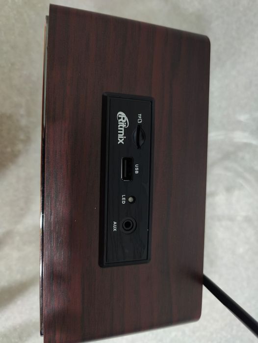 Продам радио приёмник Ritmix новый