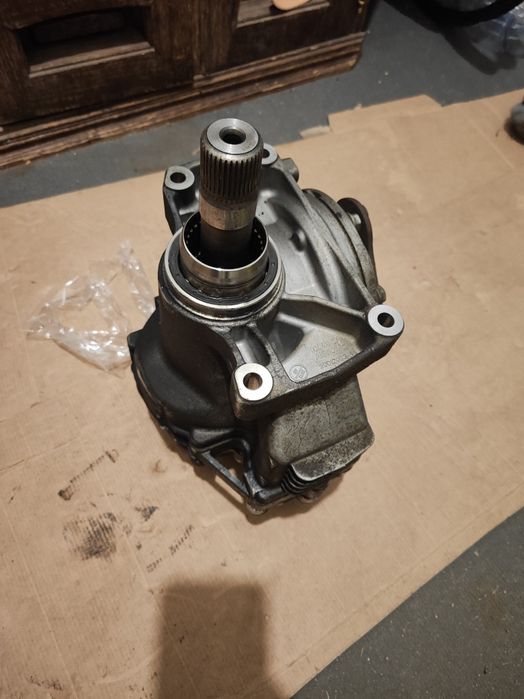 Раздатъчна кутия за Golf 7 4x4 ръчни ск.