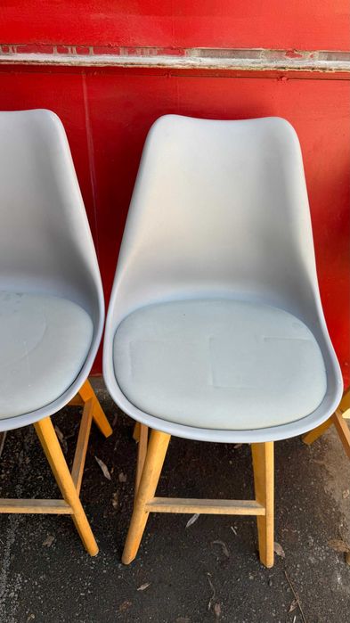 Барные стулья Eames DSW