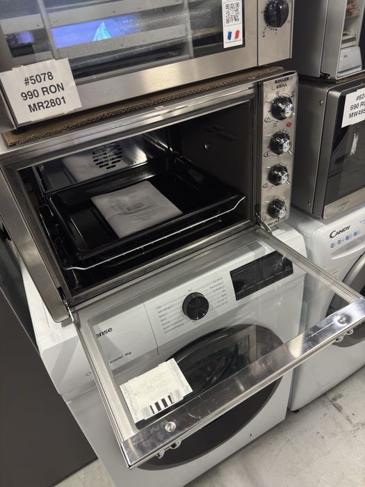 Mini cuptor Roller Grill TQ400 Roller Grill.