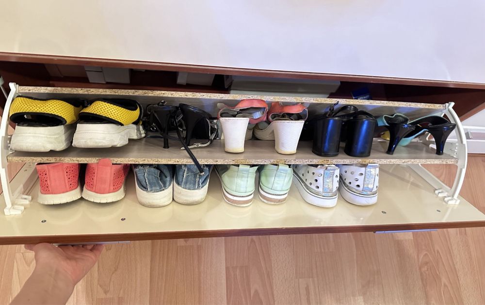 Обувница большая