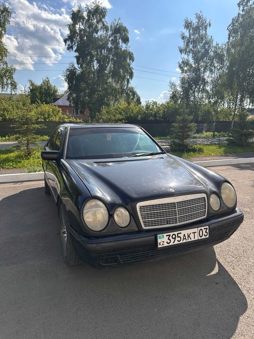 Mercedes-Benz E 230, 1996 г.