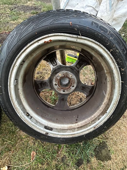 Гуми с джанти 18