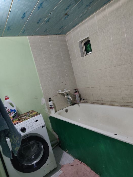 Bõstongʻiq tumaňida 8 sotqlı üy