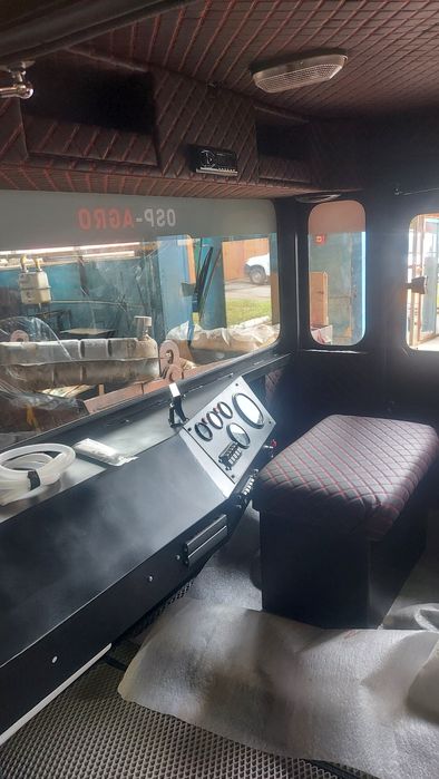 Кабина к700 ,к701