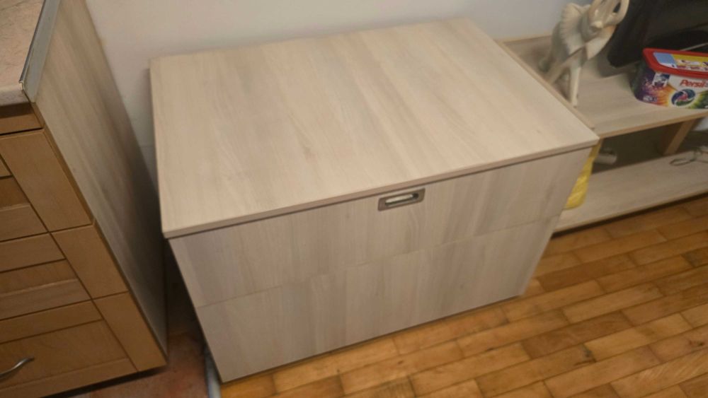 Ракла (скрин, комод) за спалня дъб сонома 63 x 91 x 61  (В x Ш x Д)