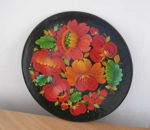 Две декоративни дървени чинии, перфектни