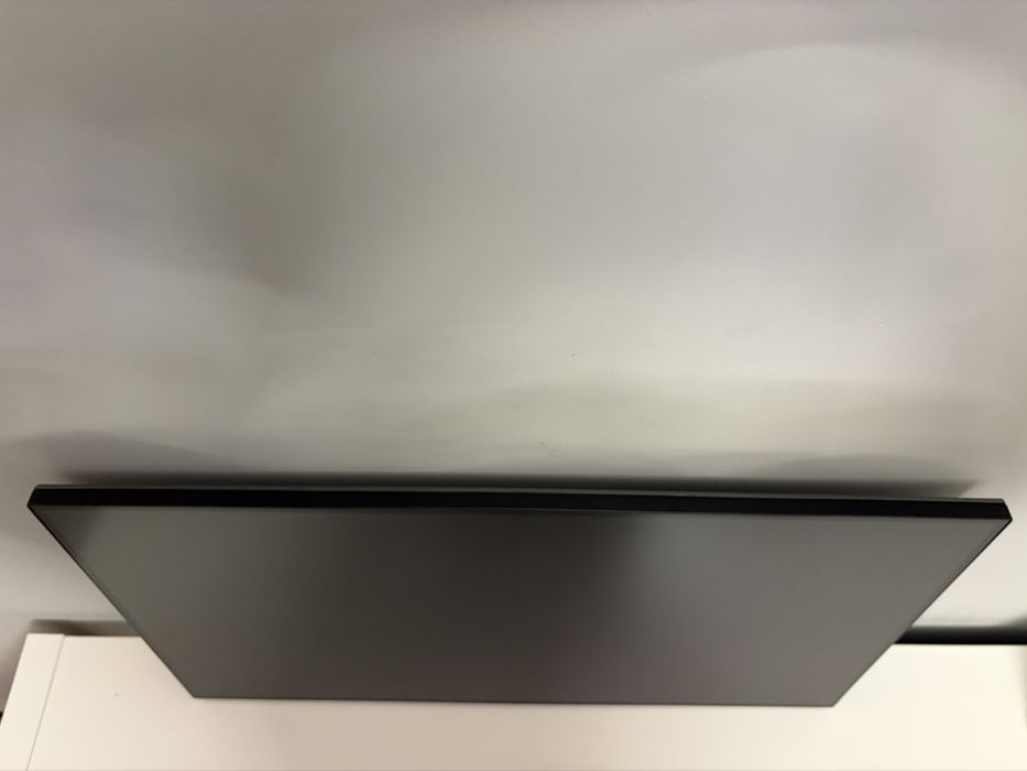 DELL U2718Q Profesional – 27” 4K IPS HDR – DEFECT (linie verticală)