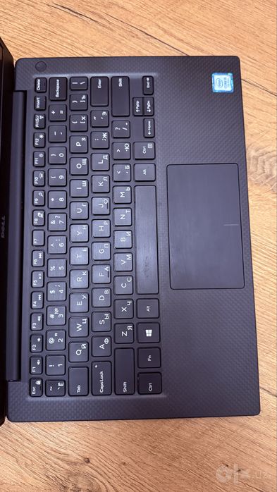 Dell XPS 13 9360 / Core i5 8th Gen