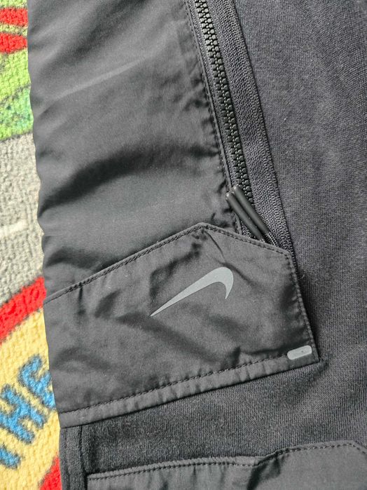 Анцунг и тениска nike