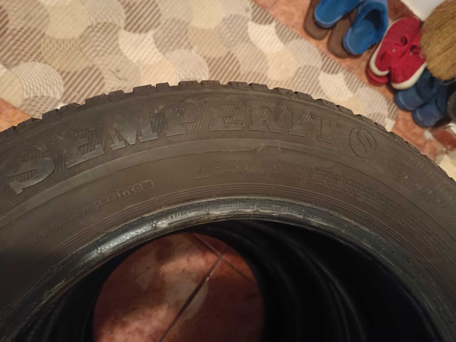 De vanzare jante și anvelope