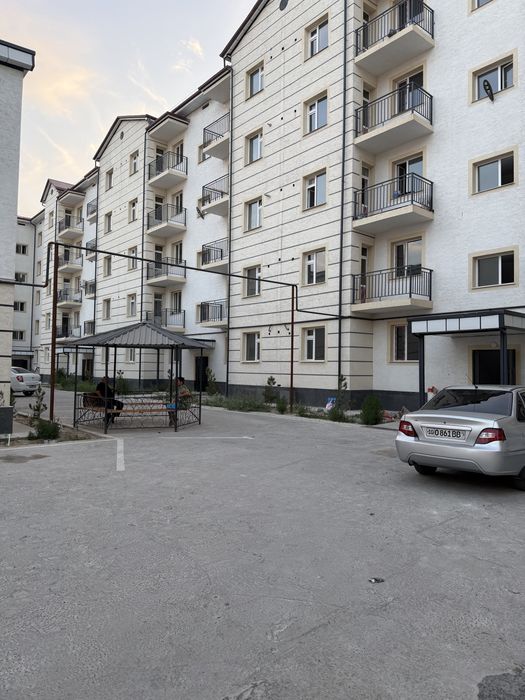 Sotiladi 2 xonali