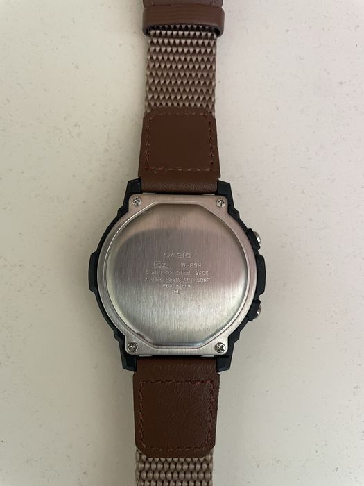 Casio W-89H чисто нов неслаган !