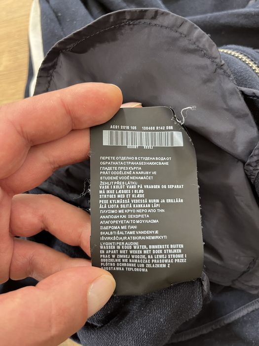 Prada оригинален дамски суитчър размер S-М