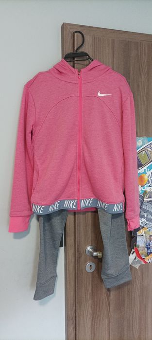 Дамски екип Nike