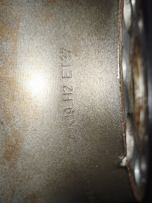 19 цола спорт пакет Мерцедес CLS 63 / Е63