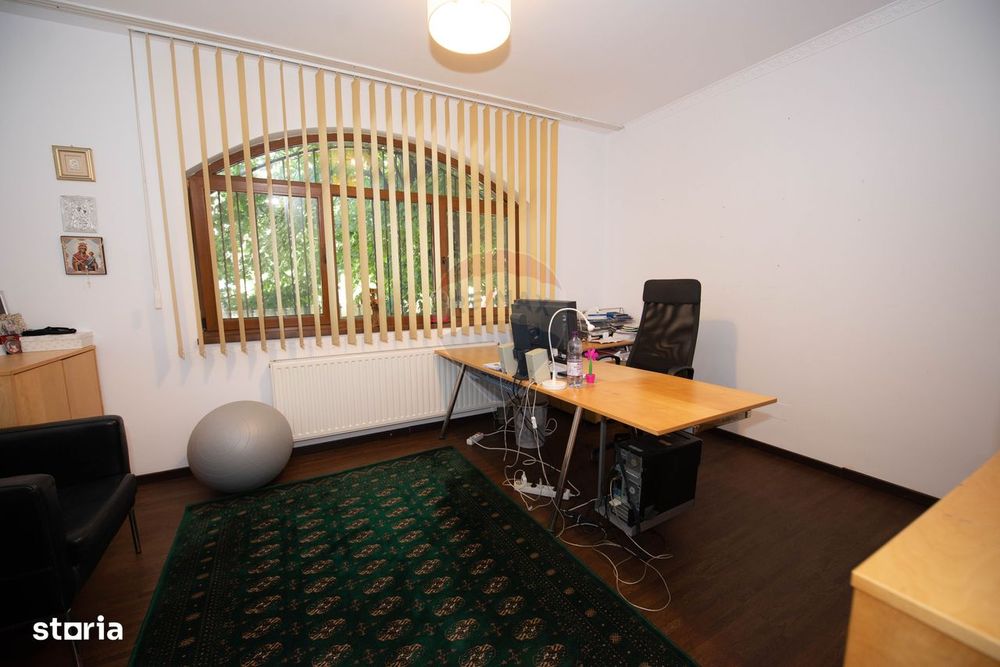 Casa de vanzare 483mp suprafata totala si teren 494mp, Sector 1