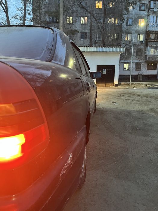 Мерседес Бенз C180 W202