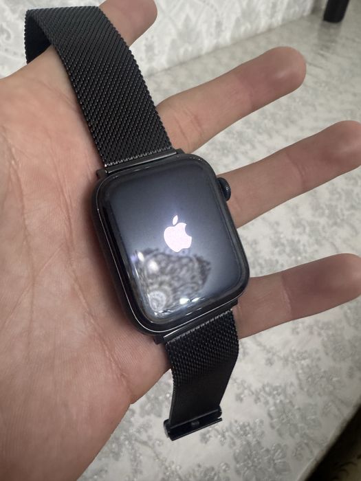 apple watch se 2 44m