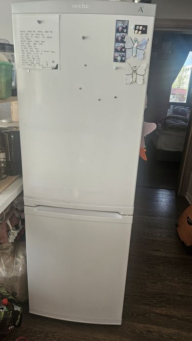 Refrigerator arctic 300l