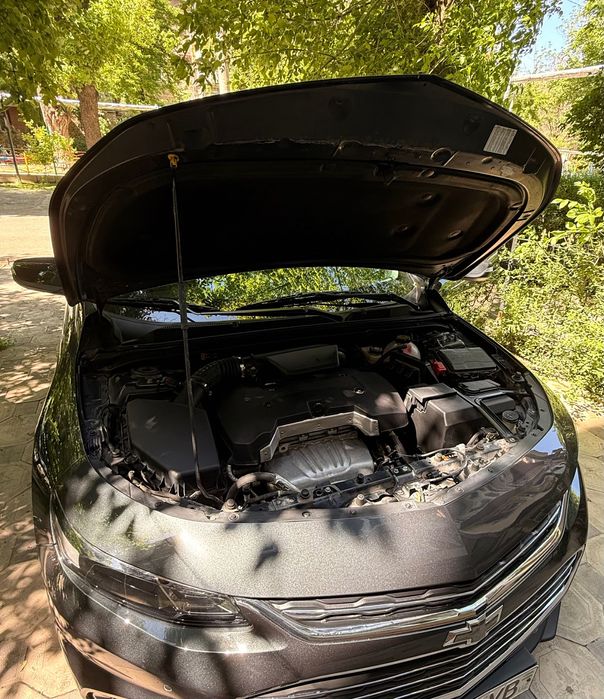 Malibu-2 атмосферный, 2.4 мотор в идеальном состоянии