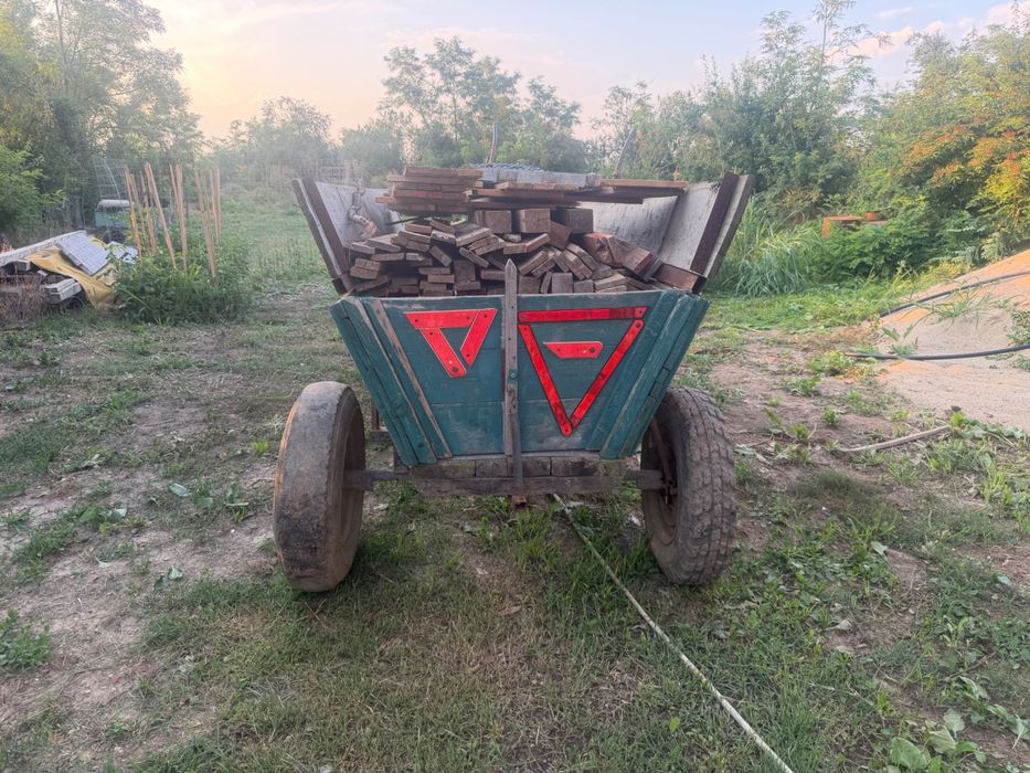 Căruță de vânzare